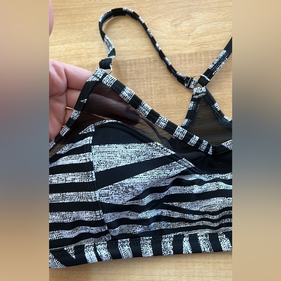 *NWT* Speedo Bathing Suit Top - Picture 4 of 5